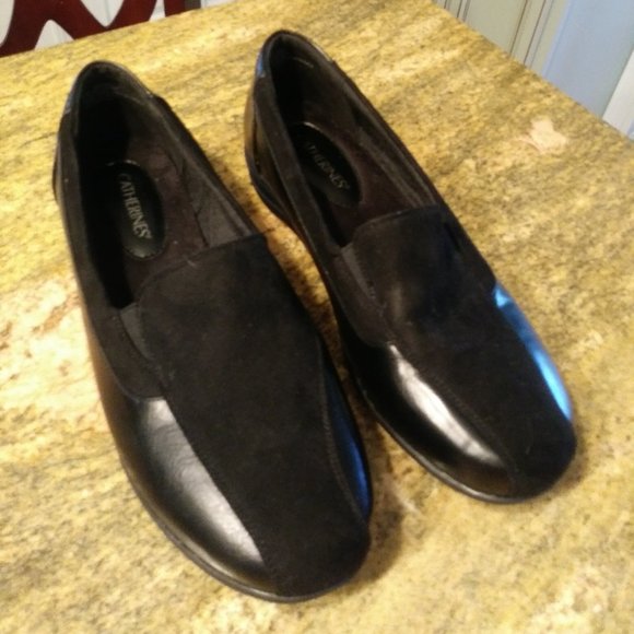 Catherines shoes size 10 W-- BRAND NEW ... RETAILS FOR $56. - Picture 1 of 9